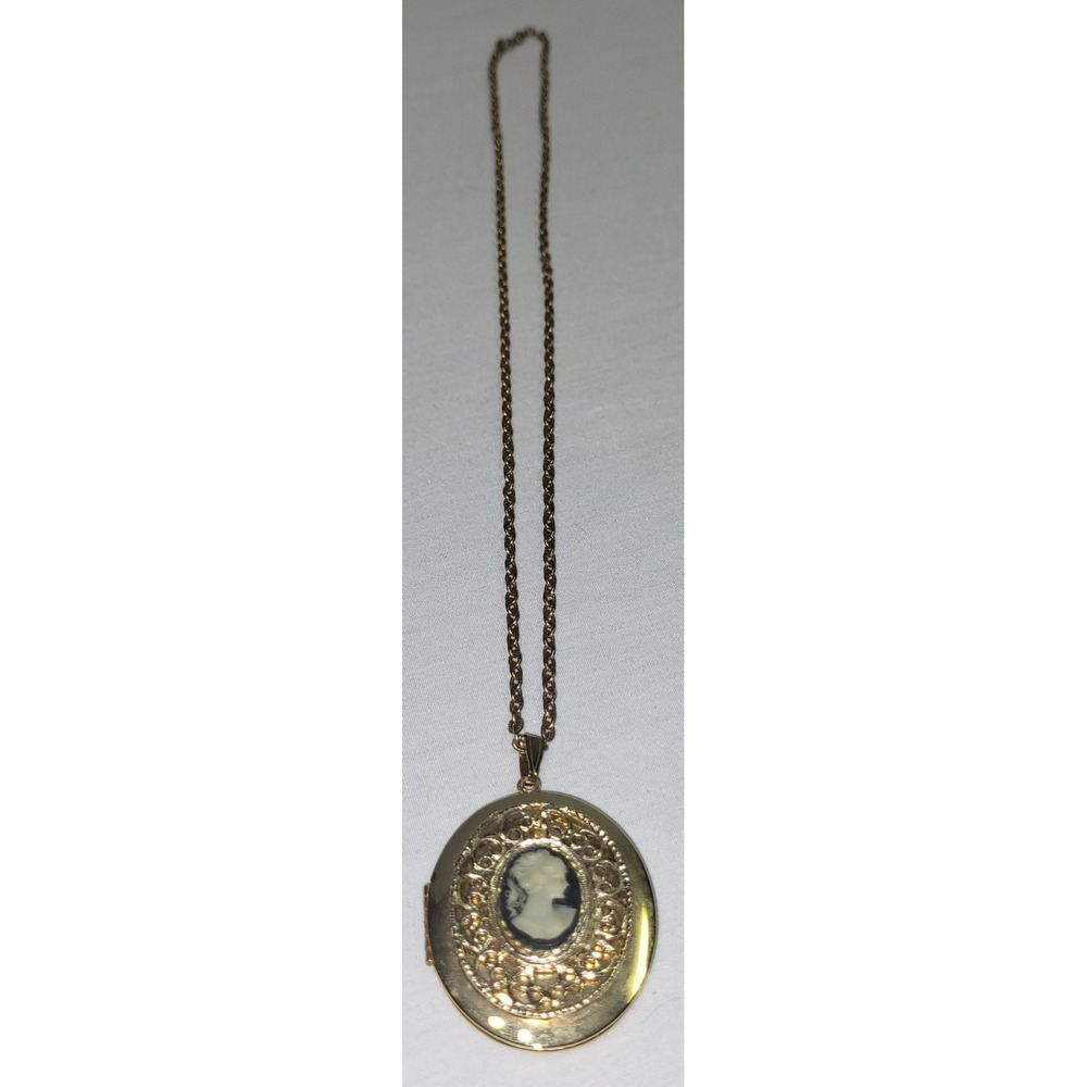 Cameo Locket Necklace Women Gold Vintage Filigree Oval Pendant